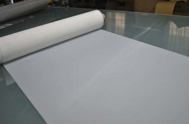 Chine Tissu 100% de tamis à mailles de polyester avec l'exactitude dimensionnelle élevée, basse élongation fournisseur