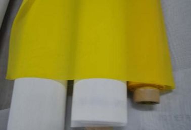 Chine Armure toile 100% en soie de tissu de boulonnage de polyester de jaune avec la largeur de 1.15-3.6m fournisseur