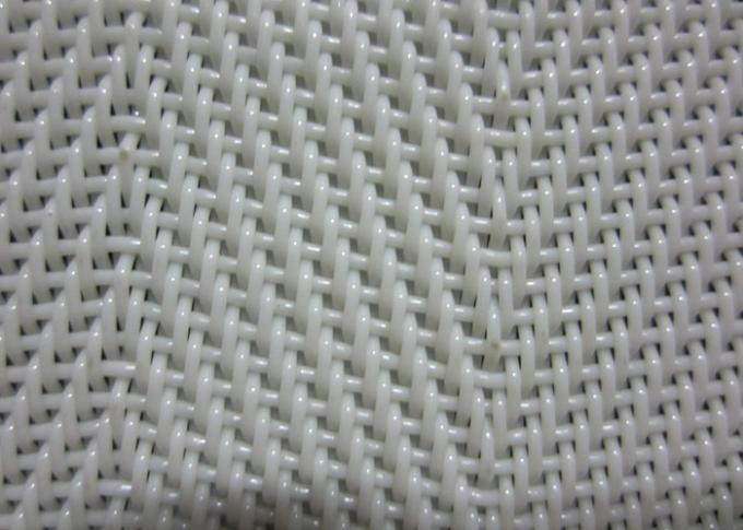Tissu de tamis à mailles de spirale de polyester de monofilament pour le traitement des eaux résiduaires